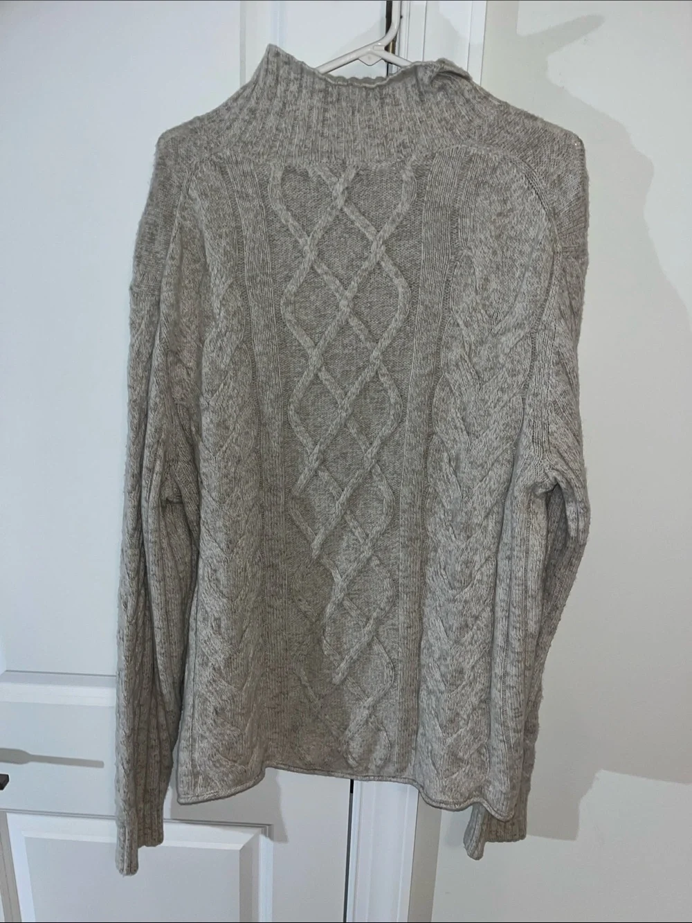 Banana Republic Fisherman Cable Knit LS Hig Collar Sweater Wool Blend L Mens